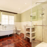 Main bathroom bath, sep shower