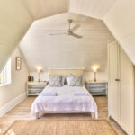 Queen bedroom, garden-mountain views